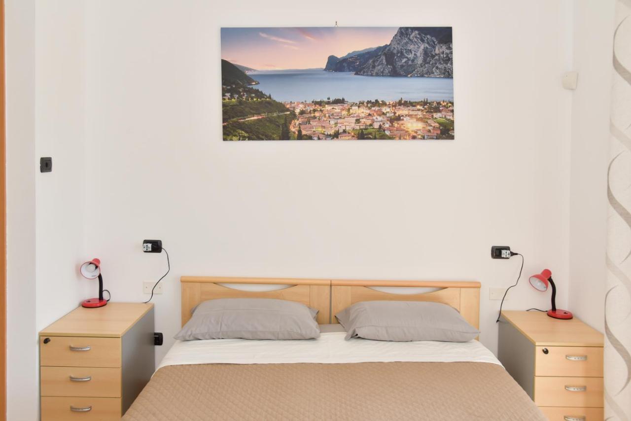 B&B agli Ulivi Arco Esterno foto